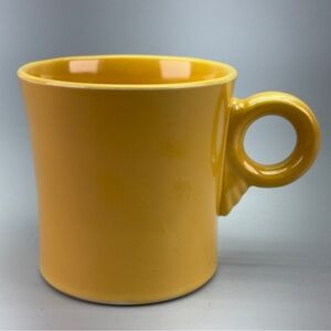 Vintage Homer Laughlin Yellow
Fiesta Tom and Jerry Mug